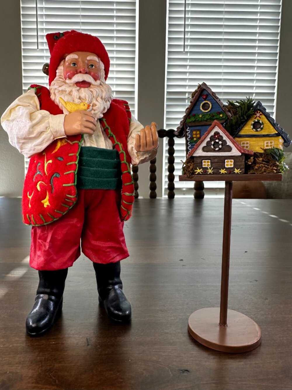 Clothtique Possible Dreams "Home Tweet Home" 713299 - Santa w/Birds - Vintage